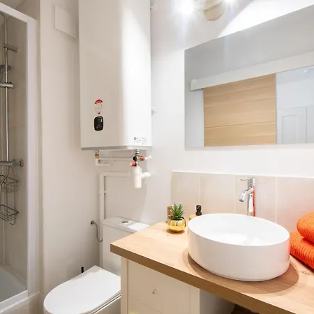 Entre Et Couchant Wifi Parking Couchant Apartment